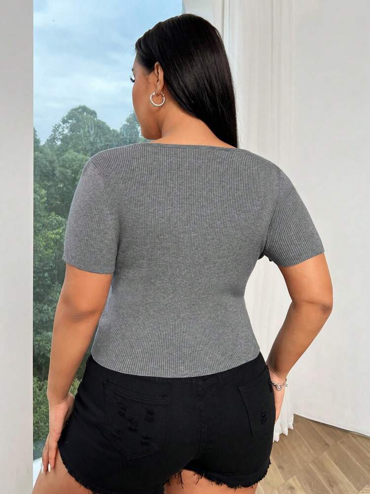 Plus Size Women's Short-Sleeved Knit Top In Ribbed Texture