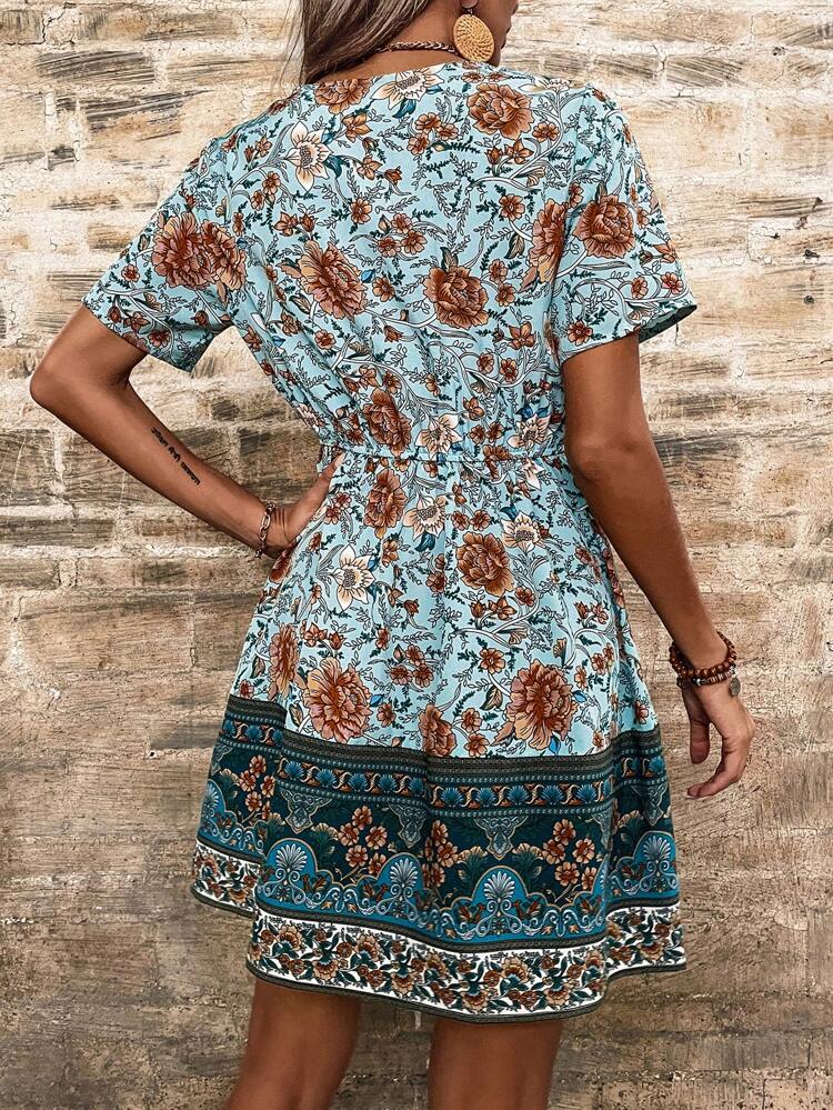 1pc Casual Summer Bohemian V-Neck Patterned Dress Vacation Beach Outfits Women