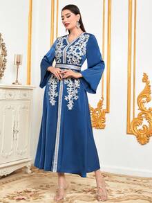 Women's Embroidered Patch Ribbon Patchwork Flare Sleeve Arabic Style Dress - Blue - View 4