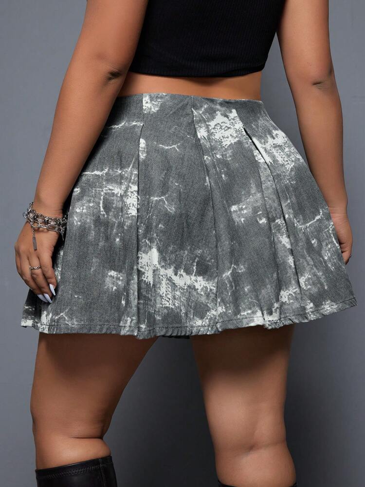Plus Size Tie Dye & Pleated Denim Skirt