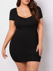 SHEIN BASICS 短袖貼身大尺碼連身裙 - 黑色 - 查看 4