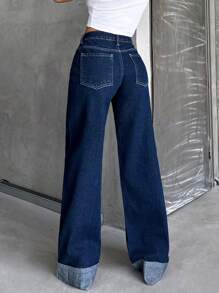 Jeans à jambes larges amples et décontractés remontés