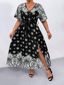 SHEIN Clasi 大尺碼印花分叉v領夏季連衣裙 - 黑與白 - 查看 3
