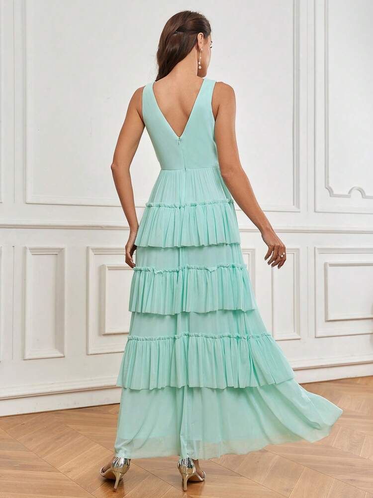 Women's Romantic And Elegant Green Mesh Multi-Layer Stitching V-Neck Plain Tiered For Wedding Bridesmaid Dress