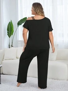 Plus Size Asymmetric Neckline Contrast Color Short Sleeve Top And Pants Pajama Set - Black and White - View 3