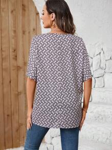 EMERY ROSE Của phụ nữ Tất cả Hình học In Vòng cổ Áo sơ mi - Màu Khaki - Xem 2