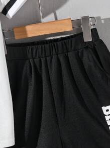 SHEIN 適合青少年男孩的字母印花休閒運動圓領短袖T恤和短褲套裝 - 白色 - 查看 7