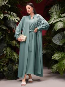 Al Najma Áo khoác dài tay thêu hoa dành cho nữ và váy không tay thắt lưng 2 món/bộ, bộ abaya dài kín đáo 2 món - Màu xanh Bạc hà - Xem 9