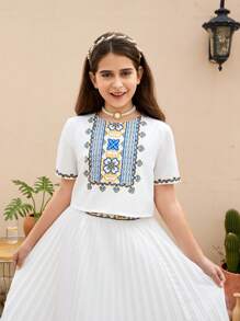 SHEIN Conjunto De Top Floral Impresso E Saia Plissada Para Meninas Pré-adolescentes, Design Fofo De Gola Redonda Para Modéstia E Férias, Primavera/verão