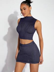 Hauture Conjunto de top corto tejido de cuello de tortuga a rayas y falda tejida