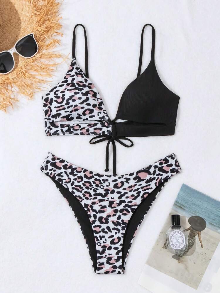 Summer Women's Patterned Spliced Halter Bikini Set With Printed Tie Side Bottoms(Random)