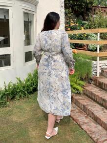 Dazy Plus Plus-size jurk met allover print en tailleband, ruches