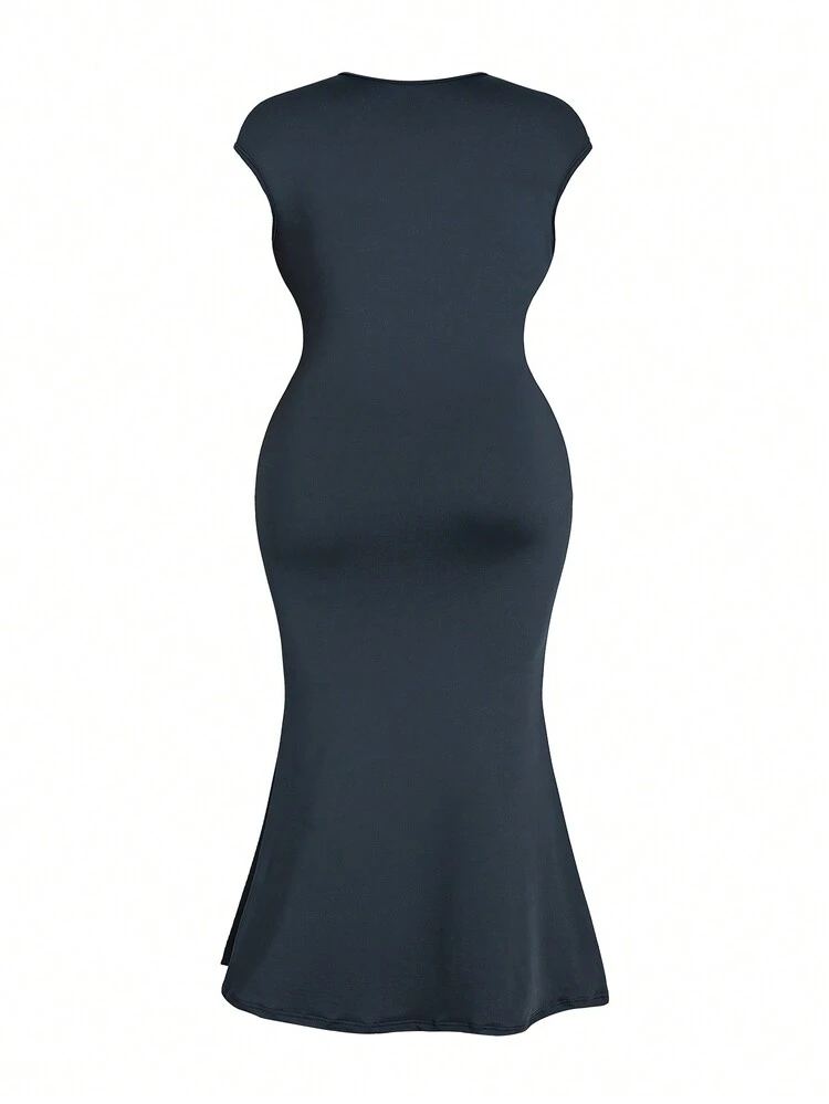 Plus Size V-Neck Waist-Cinching Mermaid Hemline Dress
