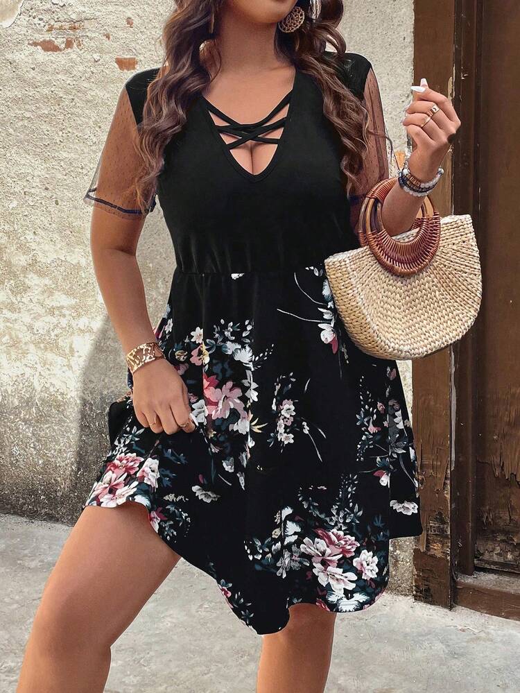 Plus Size Floral Printed Mesh Contrast Short Sleeve Hollow Out Neckline Dress
