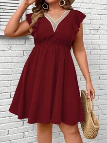 SHEIN Holidaya Kích thước lớn Khối màu Ren Vá lại Xù Hoa Sen Đầm - Màu Đỏ Sâu - Xem 3