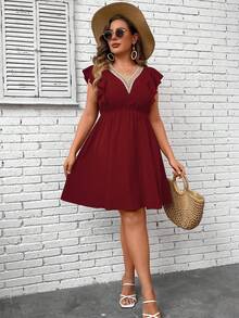 SHEIN Holidaya Kích thước lớn Khối màu Ren Vá lại Xù Hoa Sen Đầm - Màu Đỏ Sâu - Xem 6