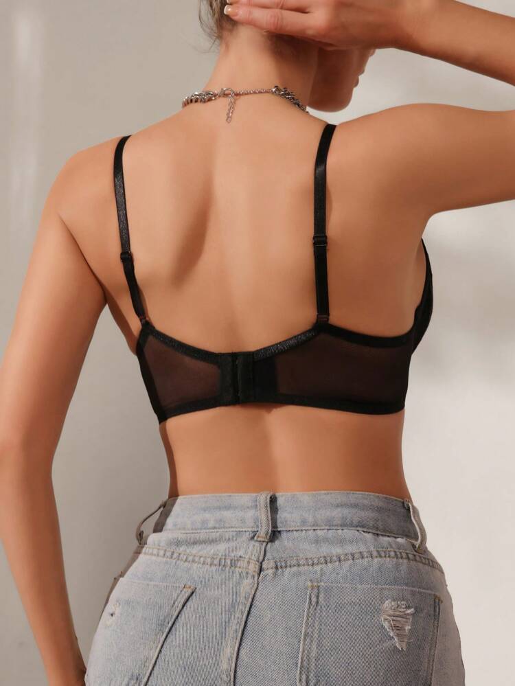 Women's Black Lace Push Up Bra With Scallop Detail And Medium Stretch Fabric