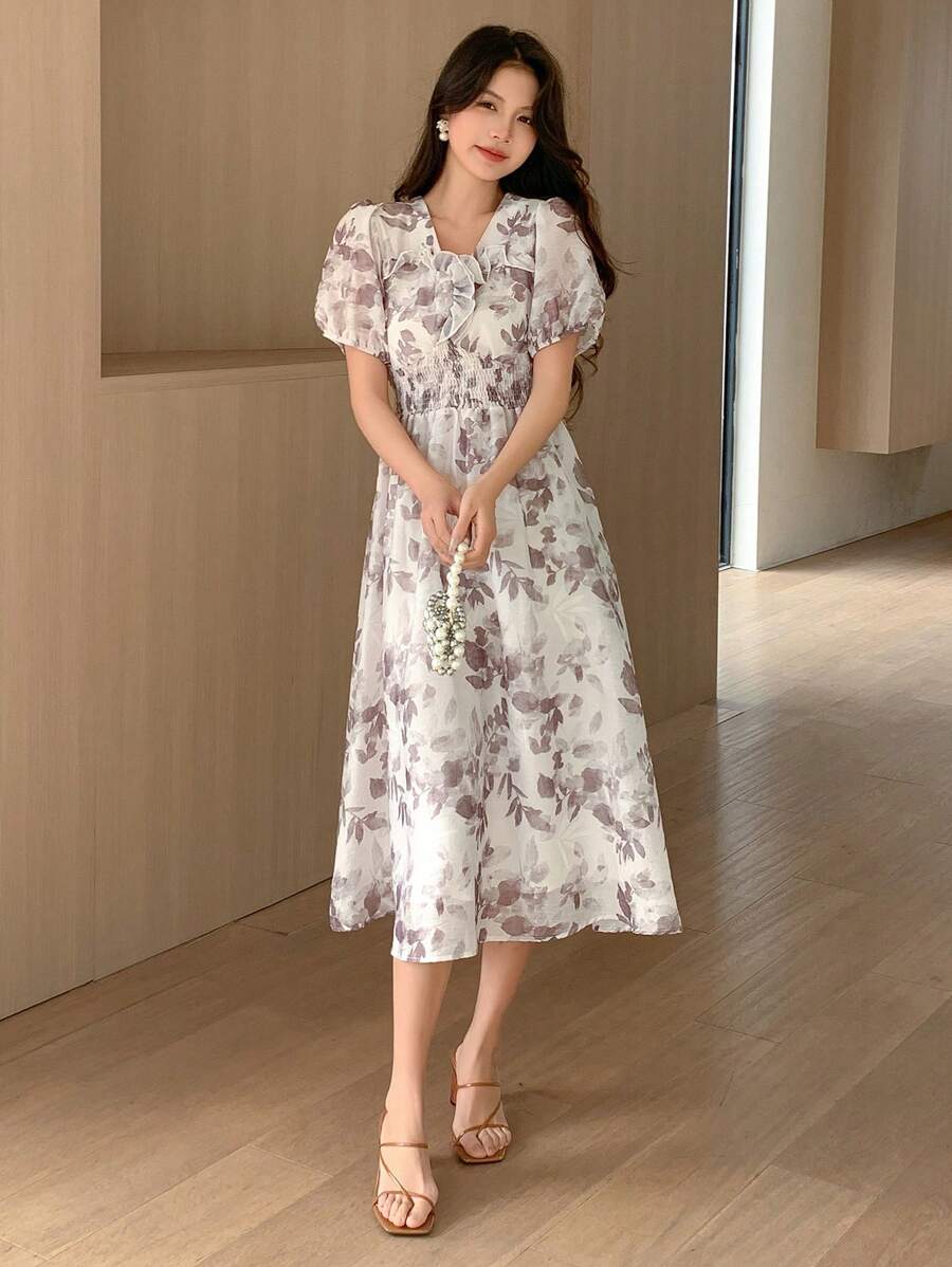 DAZY Đầm maxi họa tiết hoa, cổ chữ V, chất liệu chiffon, viền xếp ly và eo nhún. - Cà phê - Xem 1