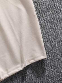 Manfinity LEGND Men's Letter Pattern Embossed Short Sleeve T-Shirt - Khaki - View 6