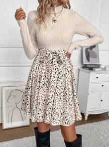 SHEIN Frenchy Vestido floral bicolor de corte evasé con Top de cuello alto simulado y Bottom con cinturón, estampado de flores diminutas