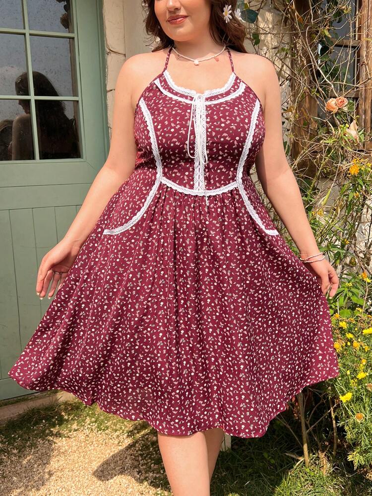 Plus Size Spaghetti Strap Ditsy Floral Lace Trim Patchwork Dress
