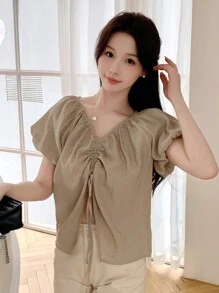 DAZY Màu thuần Cổ chữ V Ngắn tay Dây rút Áo sơ mi - Màu Khaki - Xem 6