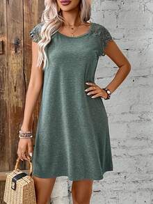 SHEIN Frenchy Vá lại Ren Trang trí Sheath Đầm Với Tròn Đường viền cổ áo - màu xanh lá - Xem 6