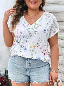 SHEIN LUNE Plus Size Lace Splicing T-Shirt With Floral Patterns - White - View 1
