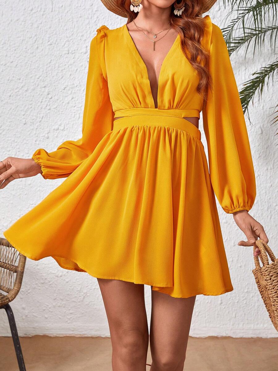 SHEIN VCAY Abito Da Donna Con Scollo A V Profondo E Increspature Con Scollo A V Profondo E Decorazioni Scollate, Retro Scoperto E Allacciatura - Giallo - Visualizzare 1