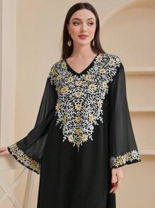 Al Najma Embroidered V-Neck Flare Sleeve Arab Dress - Black - View 1