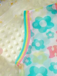 SHEIN 少女夏季新可愛服裝套裝：背心，有空洞&口號印花的網紗背心，休閒短褲 3入組 - 綠色 - 查看 7