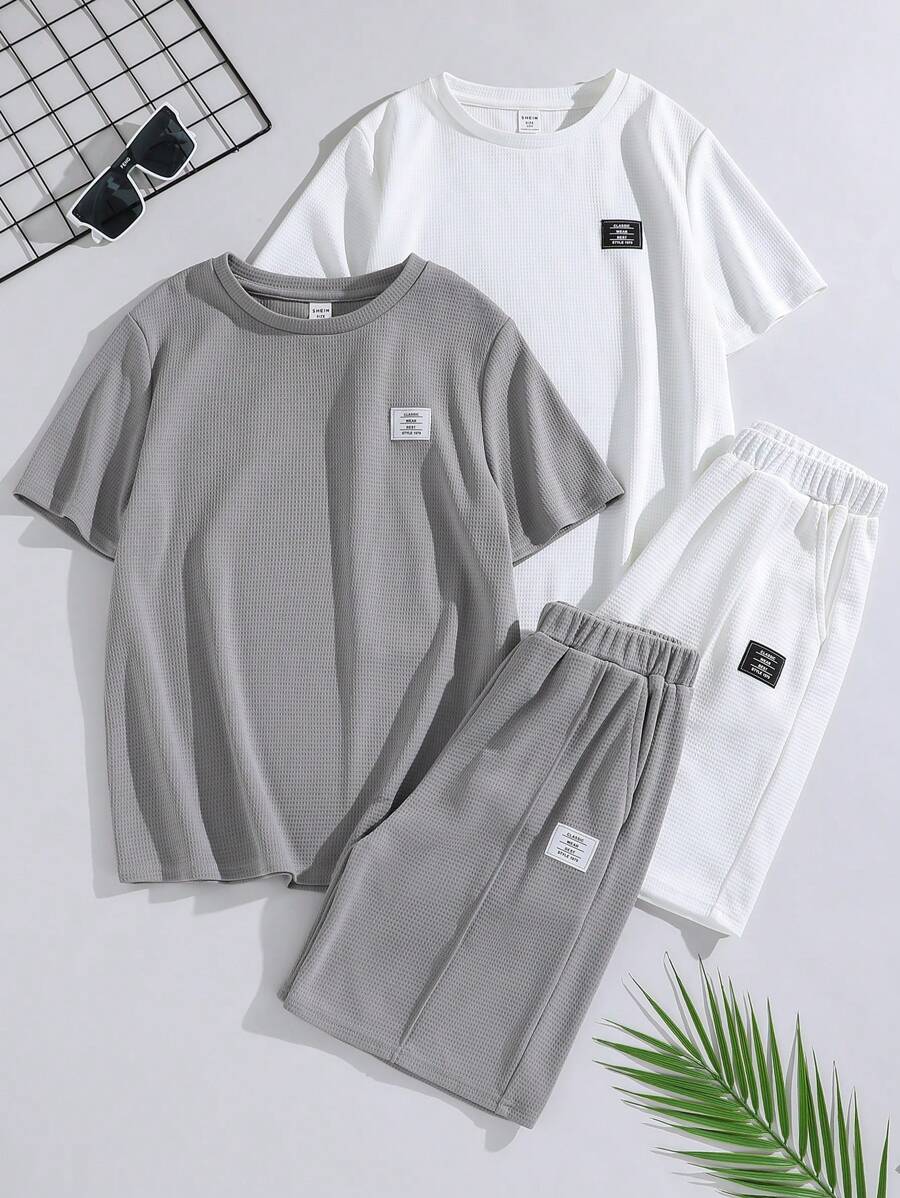 SHEIN 4入組鬆身休閒圓領針織短袖t恤和短褲套裝,適用於發育中的男孩 - 彩色 - 查看 1