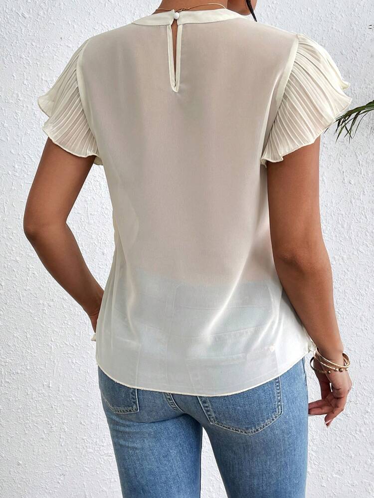Women's Solid Color Round Neck Pleated Bell Sleeve Shirt With Frill Trim