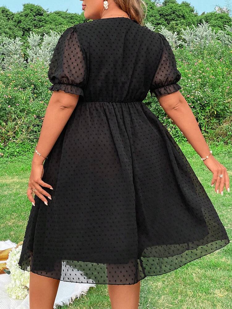 Plus Size Mesh Contrast V-Neck Cinching Waist Dress