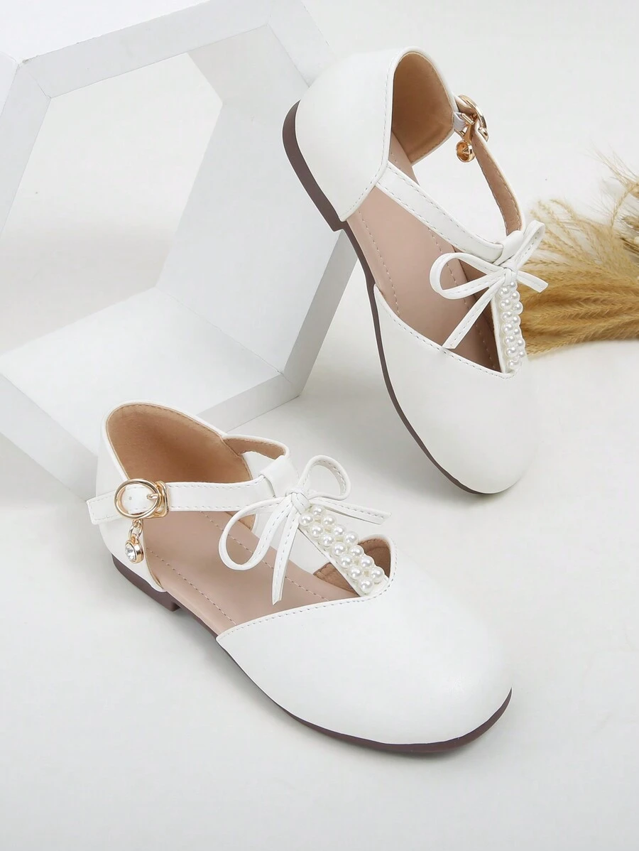 Nuevos diseños de bailarinas planas con perlas blancas y calados para niñas - Blanco - Ver 1