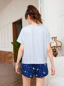 SHEIN Set Di Vestiti Per Teenager Ragazze Con T-shirt A Manica Corta E Pantaloncini In Maglia Con Stampa Di Luna Per Indossare A Casa - Multicolore - Visualizzare 2