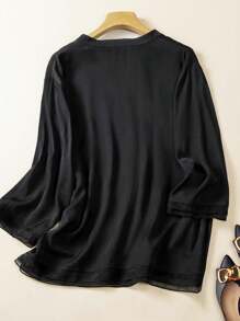 SHEIN LUNE Plus Size Embroidered V-Neck Shirt With Slit Hem And Long Sleeves - Black - View 2