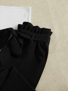 SHEIN LUNE Women Two-piece Outfits Berikat Paper Bag Pants Blok Warna Casual - Hitam dan Putih - View 4