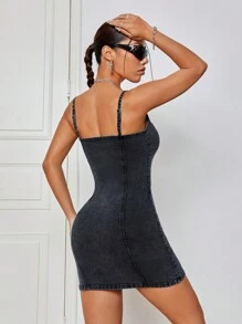 SHEIN PETITE Vestido De Mezclilla Ajustado Con Cierre Frontal De Botones Y Correas De Hombro Ajustables