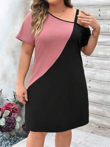 SHEIN LUNE 大尺碼女士不對稱領口雙色t卹連衣裙,夏季服裝 - 彩色 - 查看 4