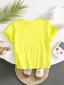 SHEIN Áo thun tay ngắn tay, ôm dáng, vai tròn, họa tiết hoạt hình, dành cho bé trai, kiểu dáng thể thao thường ngày, phong cách sinh viên. - màu xanh lá - Xem 2