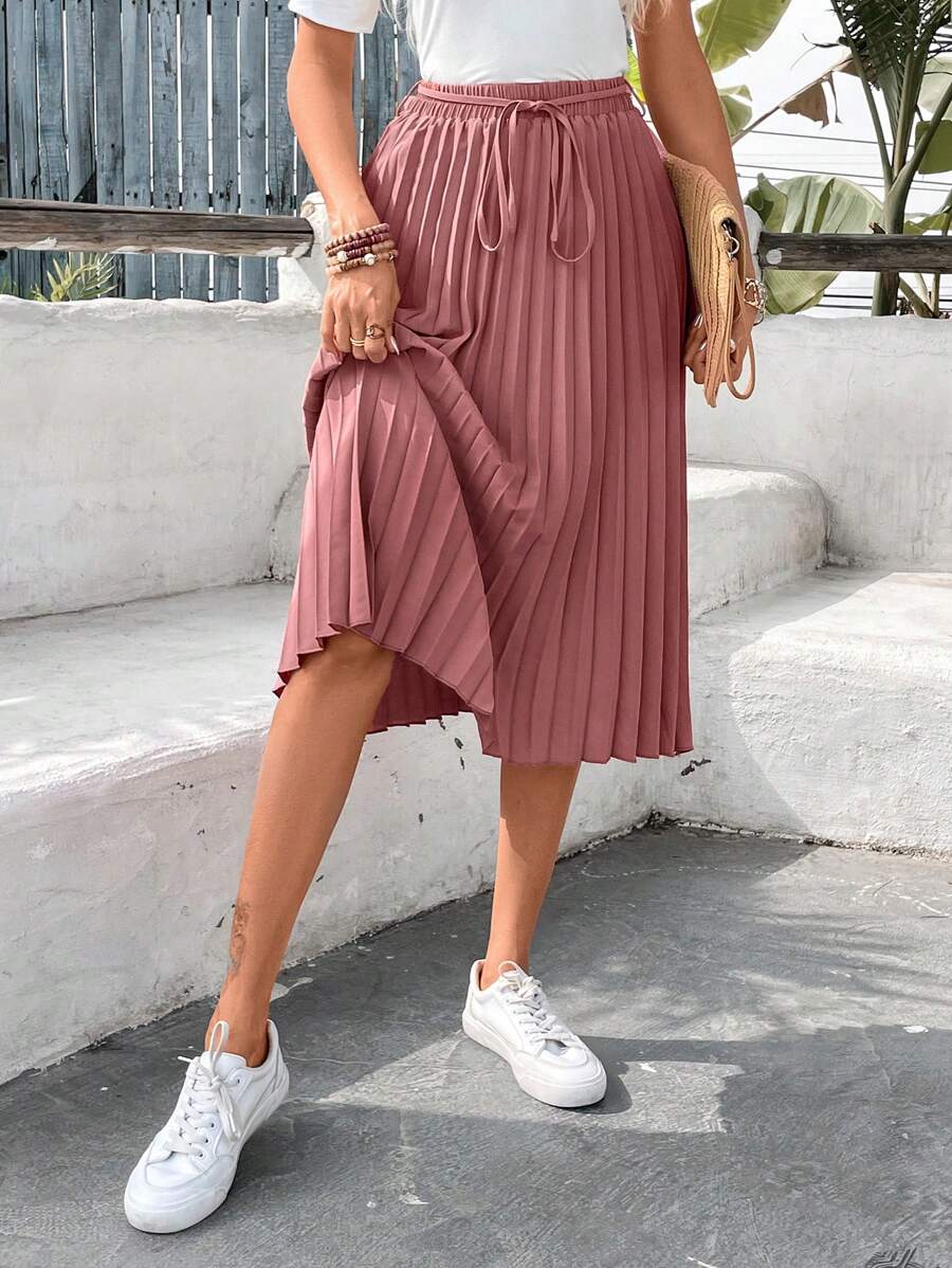 SHEIN Frenchy Solid Color Elastic Waist Pleated Skirt - Redwood - View 1