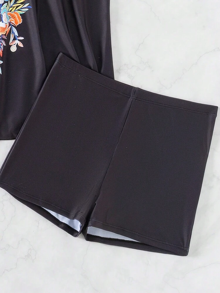 Summer Women's Flower Print Swimwear Set Consisting Of A Printed Swimwear Top And Solid Color Swim Trunks