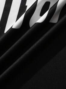 Manfinity Campus Court Men's Short Sleeve College Inspired Polo Shirt With Letter Print - Black - View 6