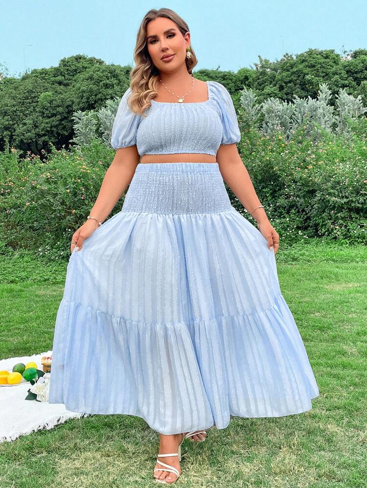 Plus Size Solid Color Crossed Short Crop Top And Skirt Set