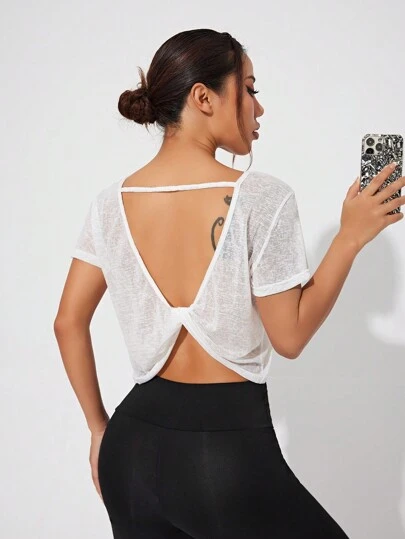 Easithlete Women's Back Twist Hollow Out Short Sleeve Sports T-Shirt Gym Top