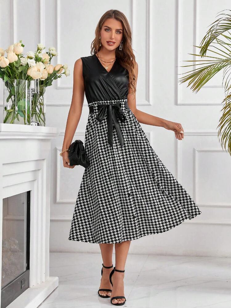 Ladies' Sleeveless Sheath Dress With Hounds Tooth Splice