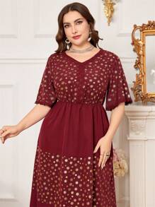 Al Najma Vestido burdeos talla grande con estampado en relieve y parches - Burdeos - Ver 7