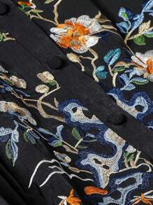 SHEIN LUNE Plus Size Embroidered V-Neck Shirt With Slit Hem And Long Sleeves - Black - View 3