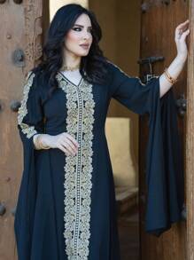 Al Najma Women's Floral Applique Decorated Floor Length V-Neck Turkish Dress With High Slits Kaftan Jalabiya Dress - Black - View 2